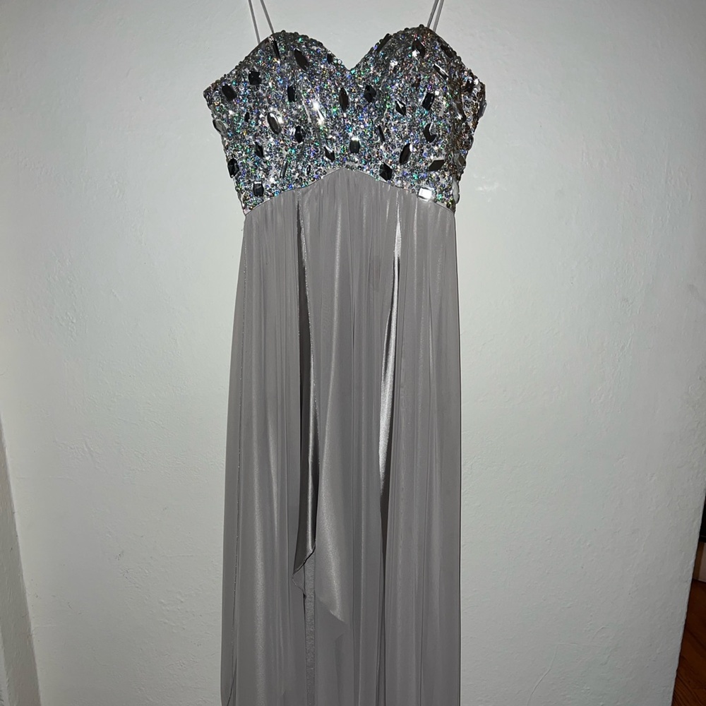 Elegant Gray Evening Gown